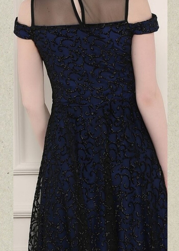 Omuz Detaylı Asimetrik Lacivert Abiye Elbise  - Görsel 4