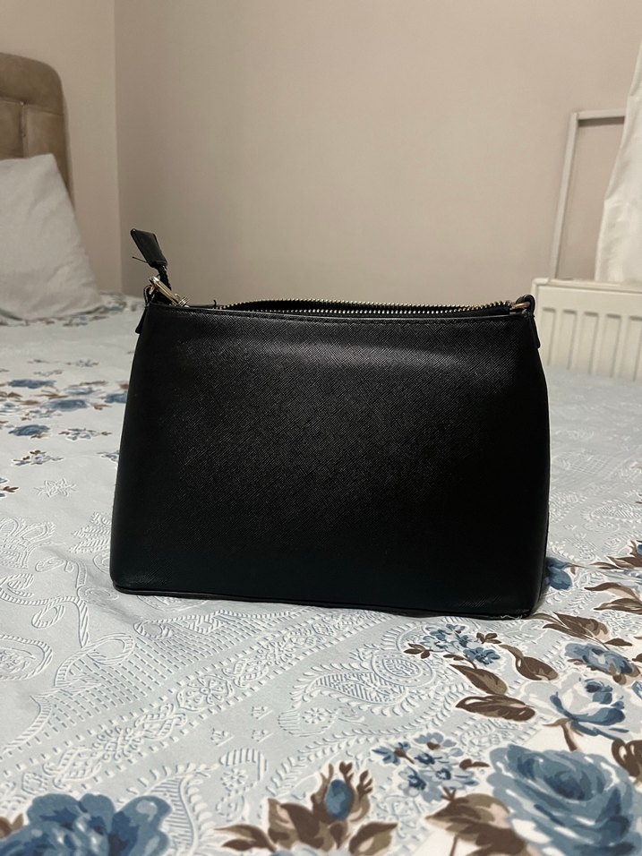 Zincir Detaylı Siyah Deri Kadın Çanta - Görsel 2