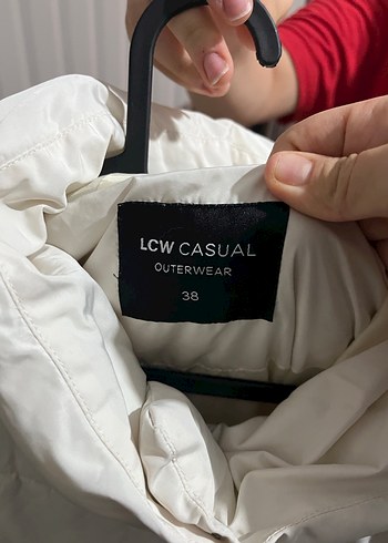 Beyaz Kadın Kışlık Mont - Görsel 4
