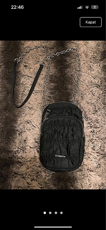 Bershka telefon çantası
