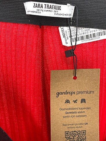 s Beden çeşitli Renk Zara Düz Kesim %70 İndirimli.