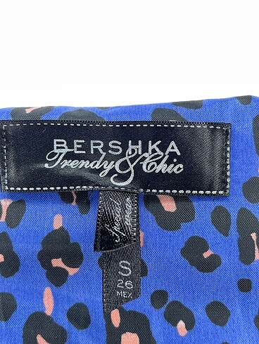 s Beden mavi Renk Bershka Blazer %70 İndirimli.