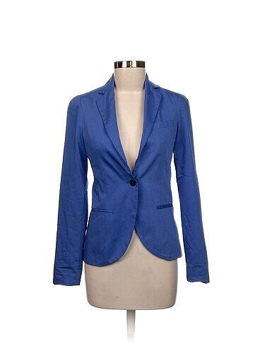 Bershka Blazer %70 İndirimli.