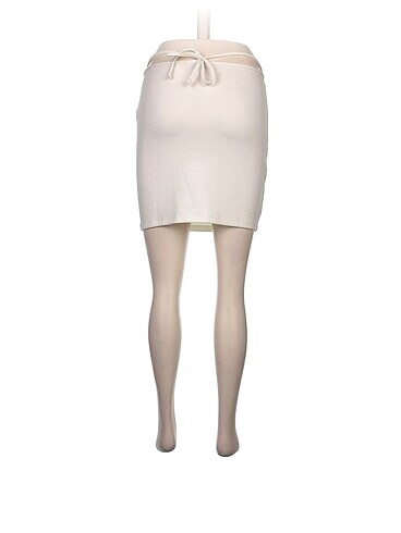 m Beden Bershka Mini Etek %70 İndirimli.