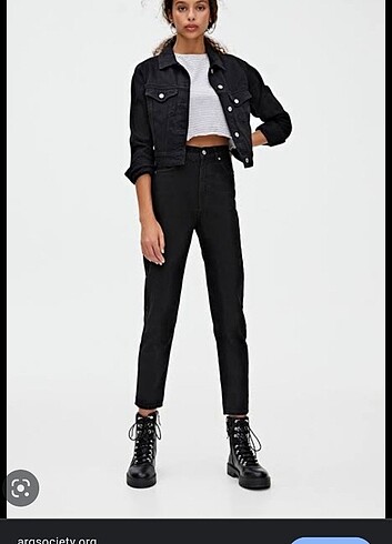 Pull and bear mom jean