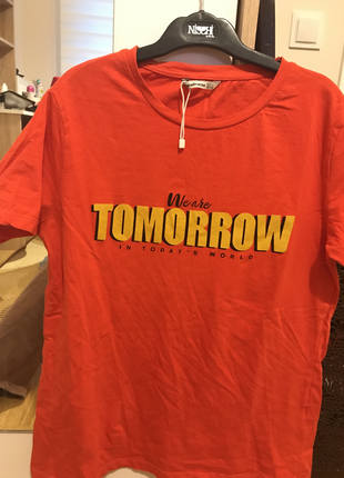 Stradivarius tshirt