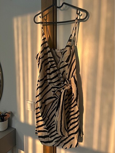 H&M Elbise