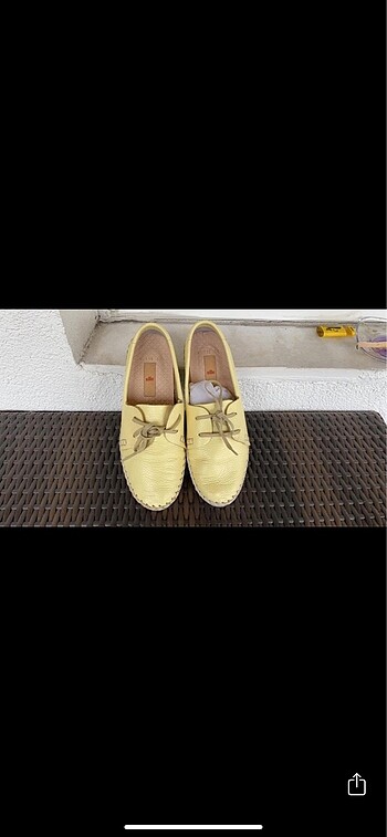 37 Beden Elle Sarı Loafer Ayakkabı
