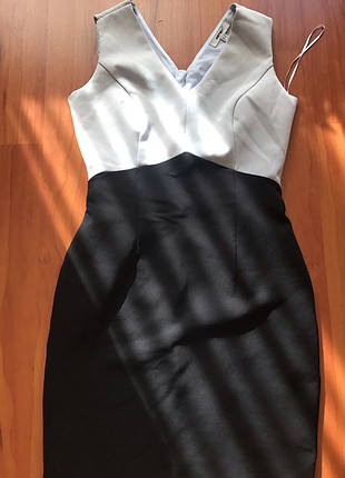 Koton Marka 36 Beden Siyah-beyaz Kalem Elbise