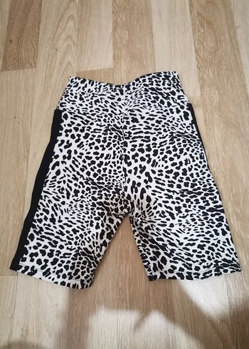 Leopar desenli Yüksek Bel Mini Şort - Görsel 2