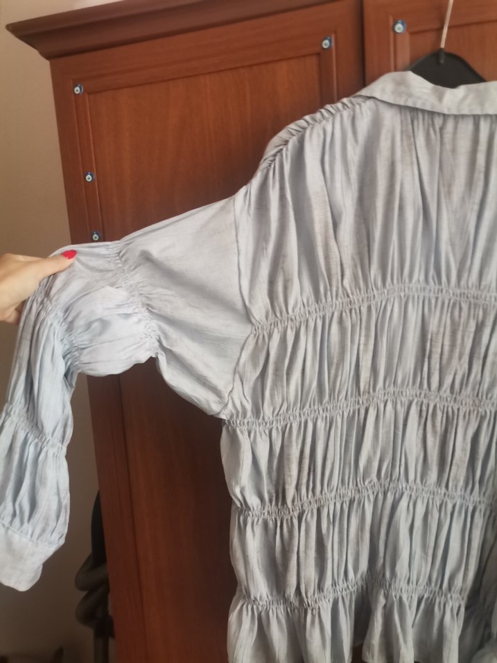 Gri Pileli Uzun Kollu Gömlek - Görsel 3