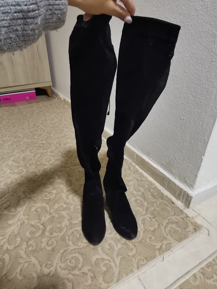 Siyah Süet Diz Üstü Topuklu Çizme - Görsel 5