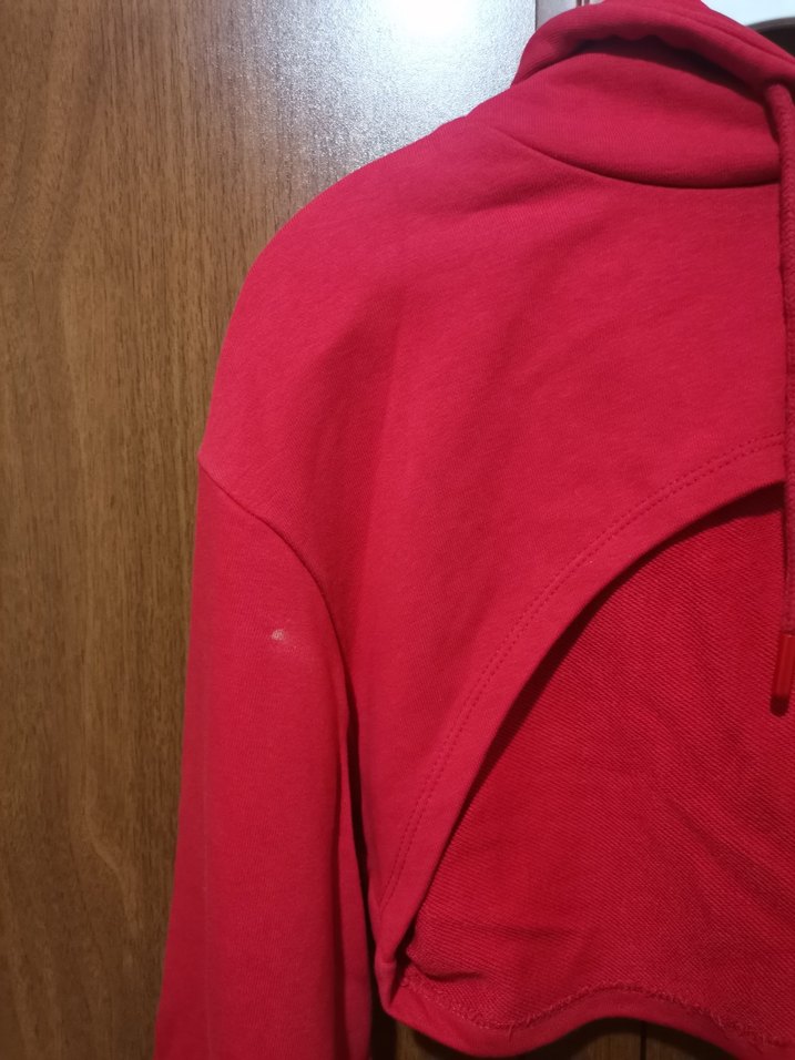 Kırmızı Kapüşonlu Crop Sweatshirt - Görsel 2