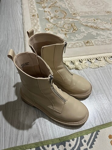 Zara Bot