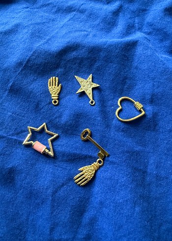 Accessorize  Charm