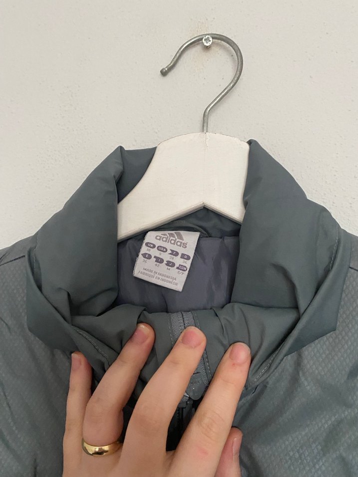 Gri Yüksek Yakalı Fermuarlı Kadın Ceket - Görsel 3