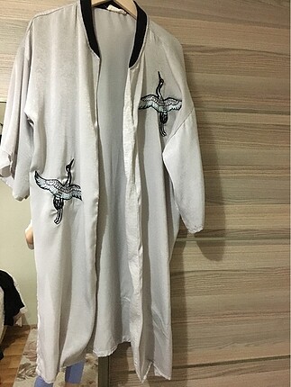 m Beden Kimono
