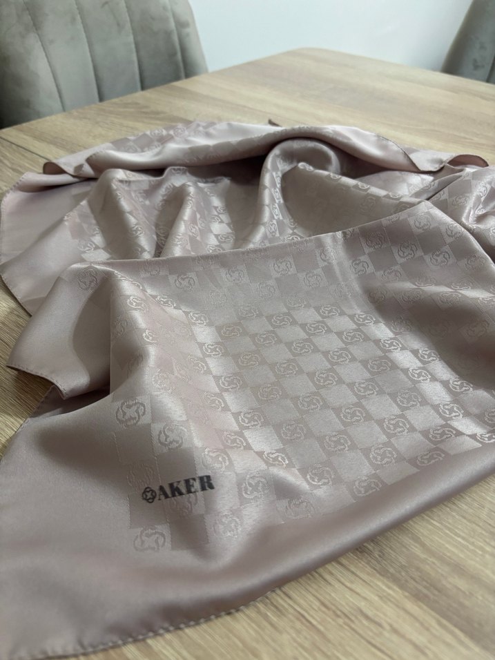 Aker Sura İpek Eşarp - Görsel 2