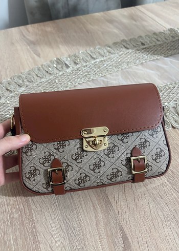 Guess deri çanta - Görsel 2
