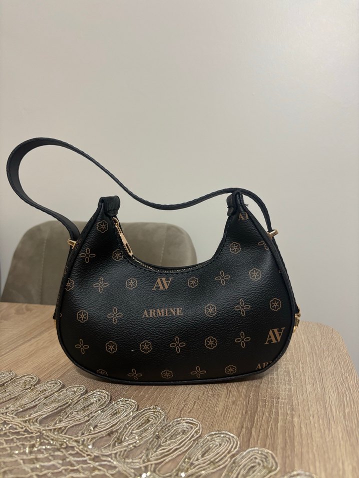 Armine Zincir Detaylı Siyah Deri Kadın Çanta - Görsel 2