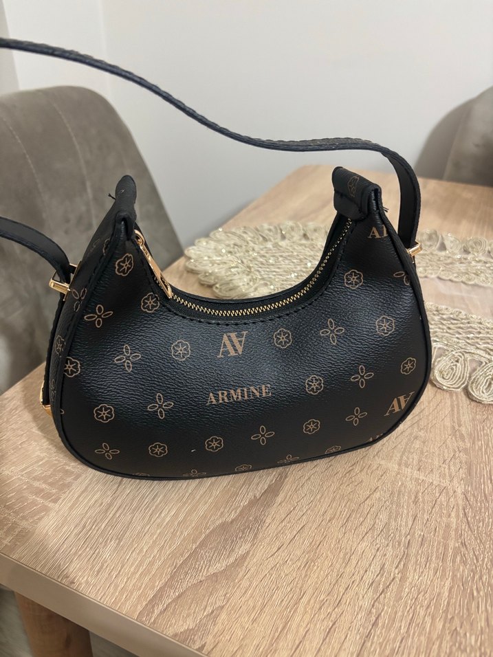 Armine Zincir Detaylı Siyah Deri Kadın Çanta - Görsel 3