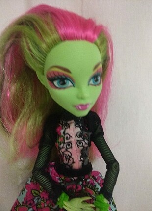 Monster high bebek