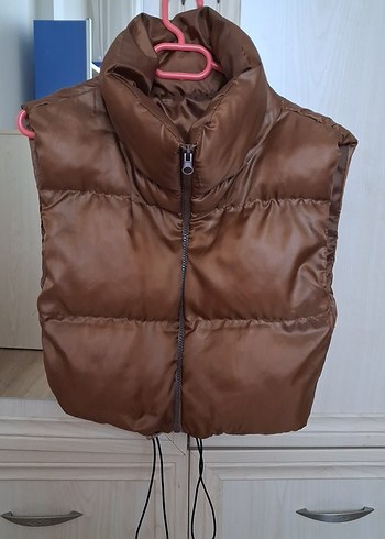 Trendyol & Milla Kahverengi Kemerli Kısa Yelek