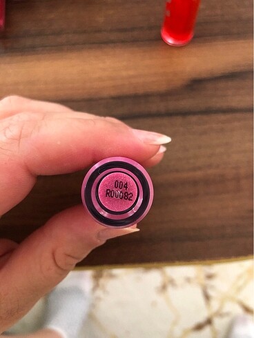 11 tane lipgloss - Görsel 2