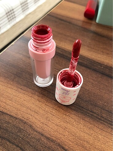 Çeşitli marka rujlar - Görsel 5