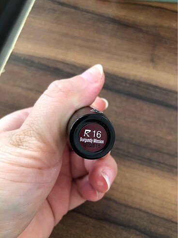 Çeşitli marka rujlar - Görsel 8