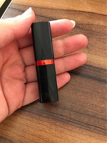 Çeşitli marka rujlar - Görsel 17