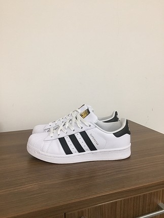 Adidas superstar