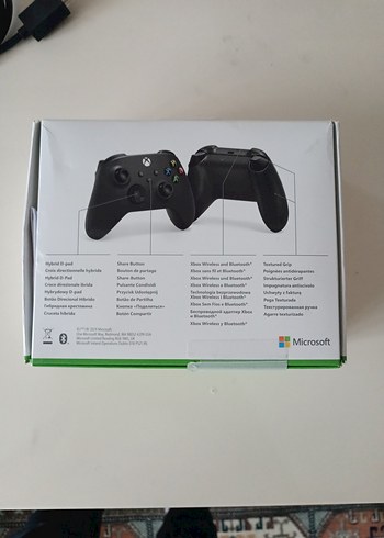 Xbox Carbon Black Kablosuz Oyun Kumandası - Görsel 2