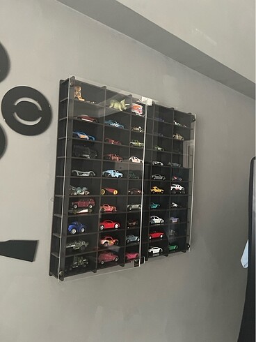 Hot wheels araba standı