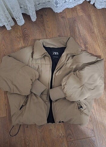 Zara mont