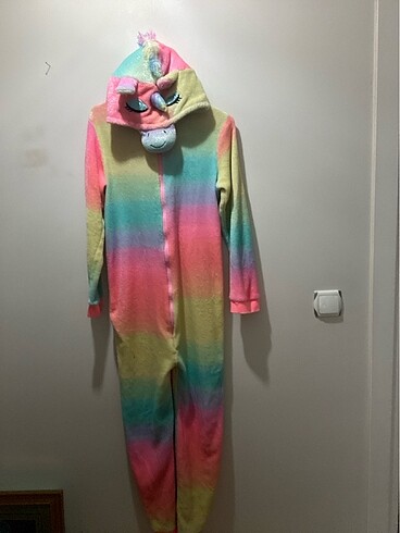 xs Beden Unicorn gece tulumu