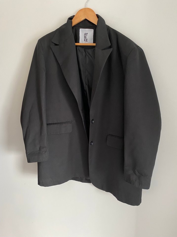 Siyah Düğmeli Kadın Midi Blazer - Görsel 3