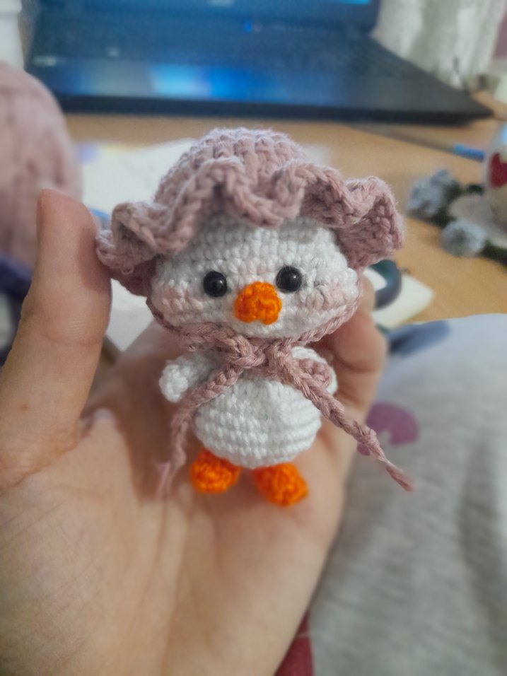 Pastel Bej Örgü Oyuncak ördek - Görsel 2