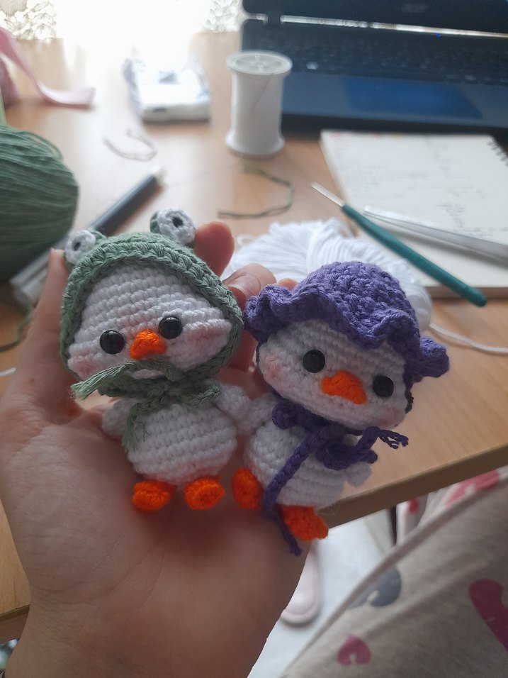 Gri Kurbağa Kapşonlu Amigurumi Peluş - Görsel 2