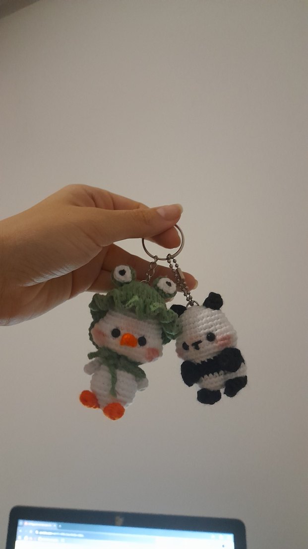 Renkli Örgü Panda Anahtarlık - Görsel 3