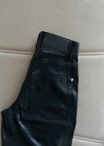 s Beden Bershka deri pantolon