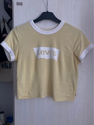 Levis crop