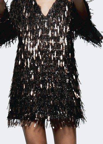 PÜSKÜLLÜ VE PULLU MİNİ ELBİSE - Görsel 2