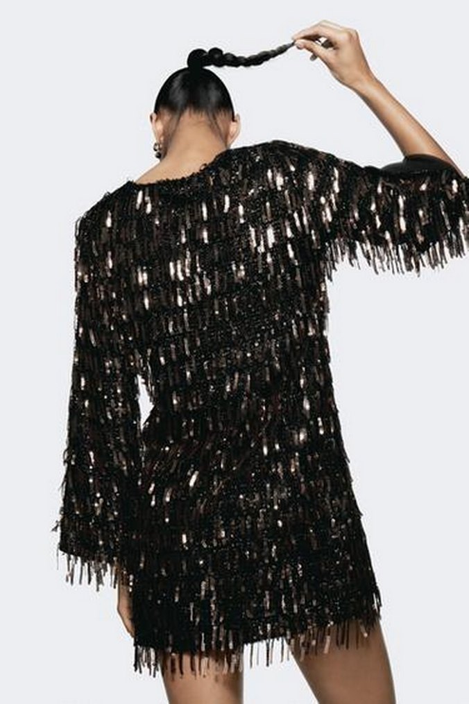 PÜSKÜLLÜ VE PULLU MİNİ ELBİSE - Görsel 4