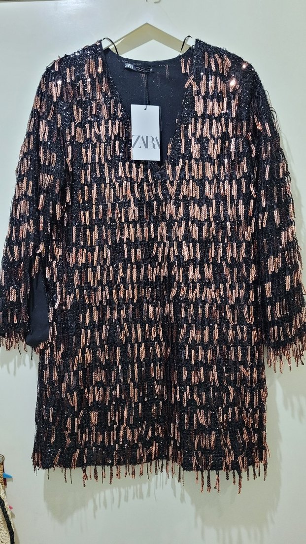 PÜSKÜLLÜ VE PULLU MİNİ ELBİSE - Görsel 5