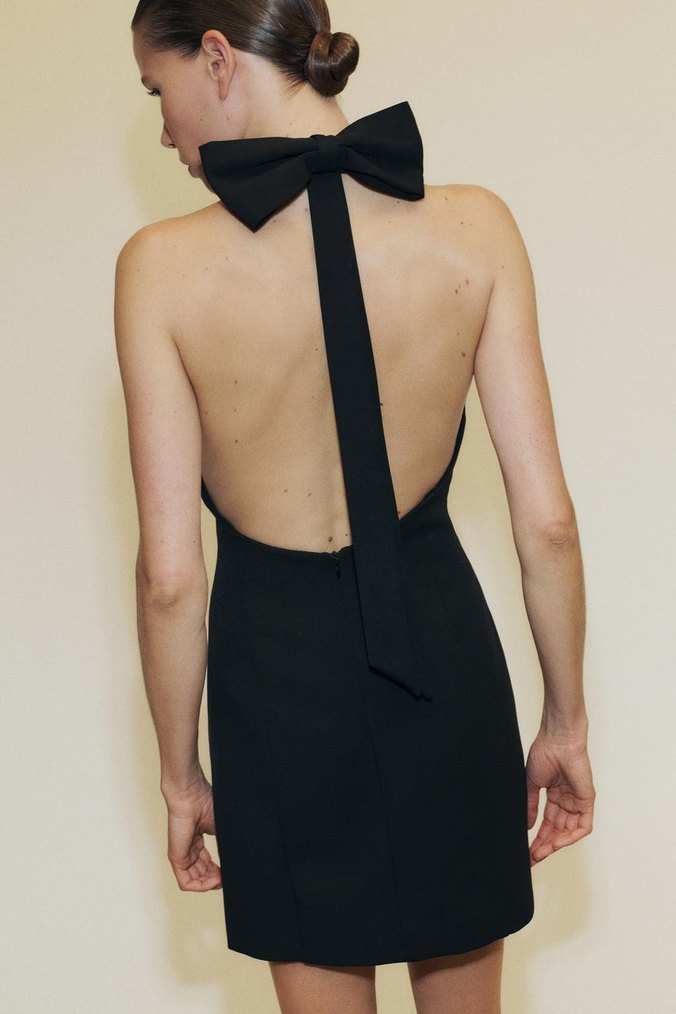 HALTER YAKA BAĞCIKLI KISA ELBİSE - Görsel 5