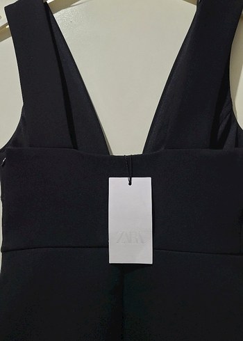 FİYONK VE MÜCEVHER DETAYLI KISA ELBİSE - Görsel 10