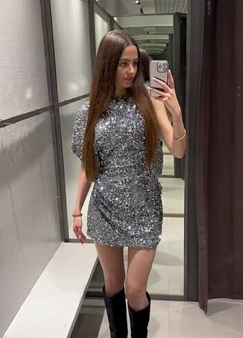 Zara PAYETLİ MİNİ ELBİSE