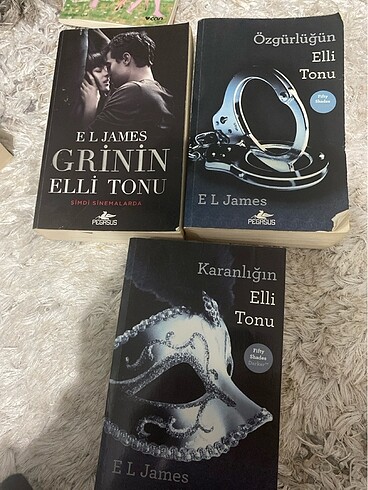  Grinin elli tonu özgürlüğün elli tonu karanlığın elli tonu kitap