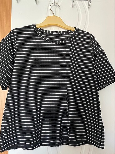 Çizgi desenli fitilli tshirt